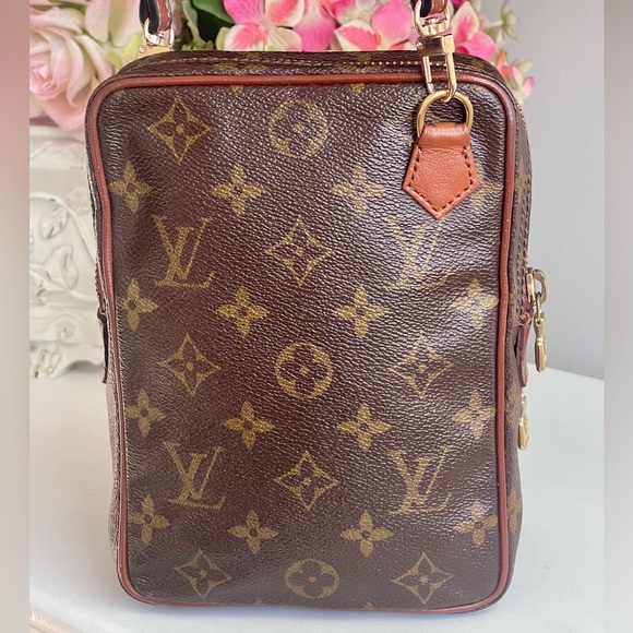 Authentic LOUIS VUITTON Monogram Amazon Bag - Picture 5 of 17
